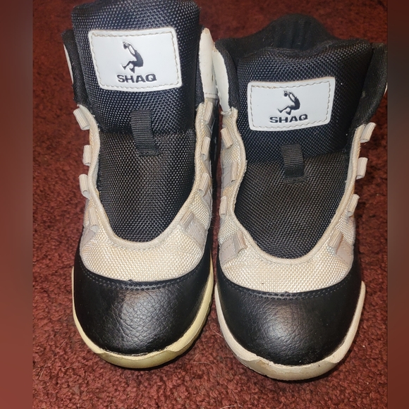 Shaq Other - Kids Shaq shoes size 2